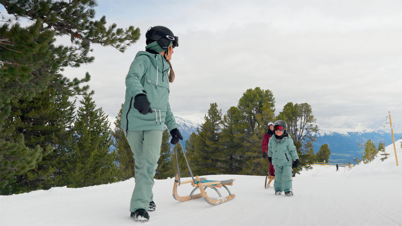 Hall Tourismus Winter Ad still 5